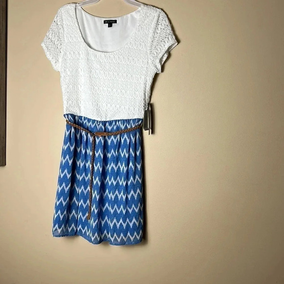 Coastal cowgirl white ,blue belted cap sleeve dress with crochet top and chevron - Picture 5 of 14